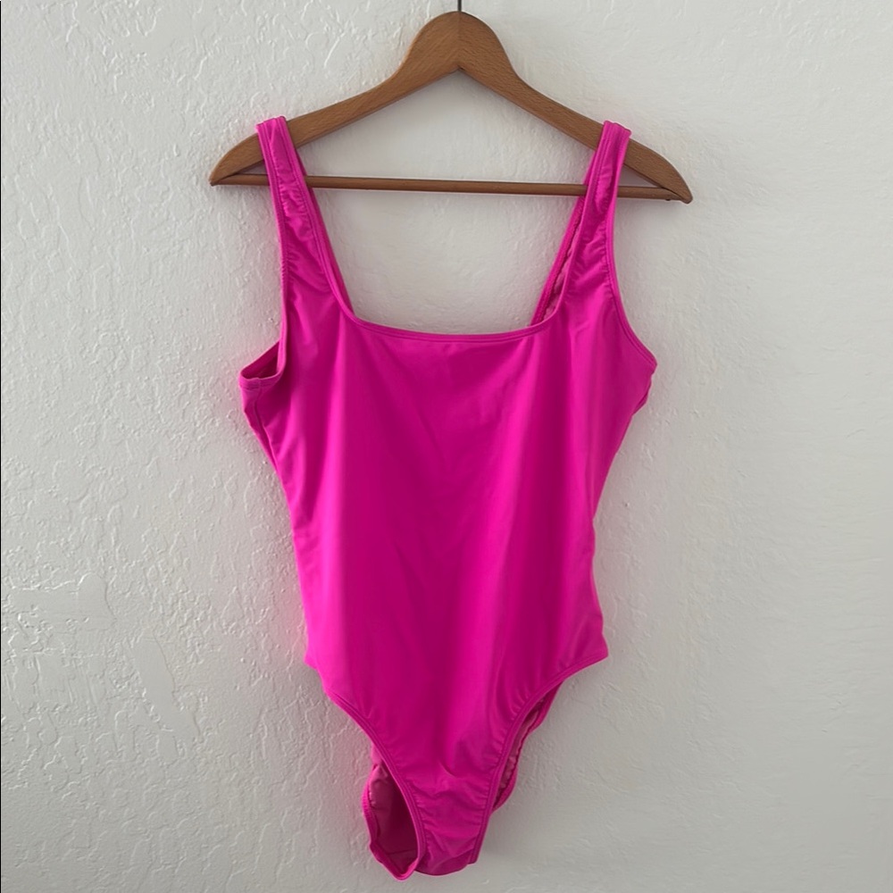 NWOT Good American Hot Pink One Piece Swimsuit Size